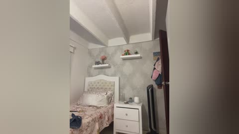 sallyeleins free recording from 2025-07-24 04:06:00