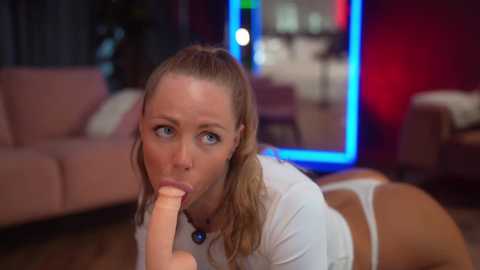 evafashionista free recording from 2025-07-25 04:21:00