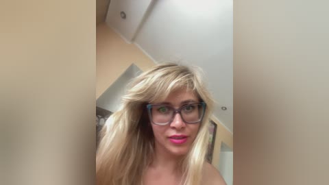 crystal00girl free recording from 2025-07-27 11:36:00