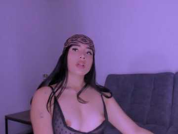 nicole_antonie free recording from 2026-04-07 03:00:00