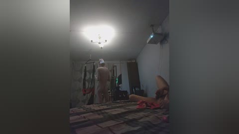 enotic2004 free recording from 2025-07-31 22:13:00