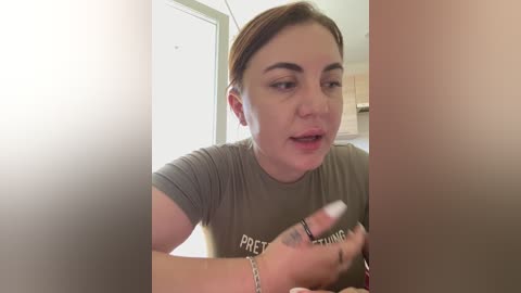 strawberry_1 free recording from 2025-08-03 06:40:00