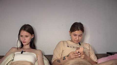 2love_love2 free recording from 2025-08-05 15:33:00