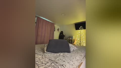 _maybebaby_ free recording from 2025-08-07 08:34:00