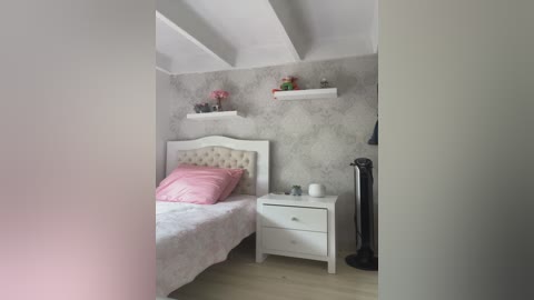 sallyeleins free recording from 2025-08-07 16:09:00