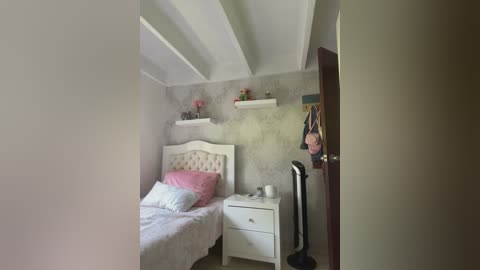 sallyeleins free recording from 2025-08-10 17:07:00