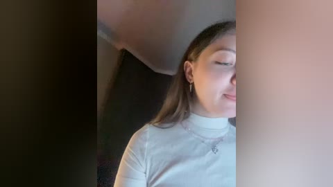 alicegirl18 free recording from 2025-08-15 22:53:00