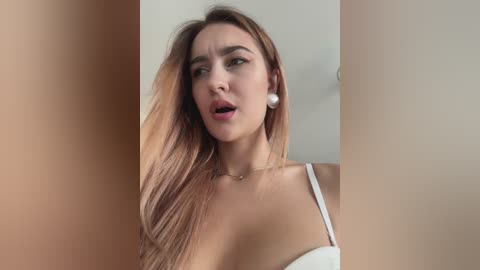 _lana_chester_ free recording from 2025-08-18 11:36:00