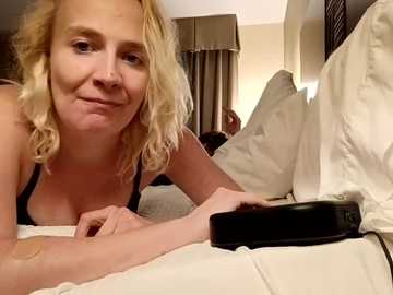 atothebhellafreaky free recording from 2025-08-18 05:45:00