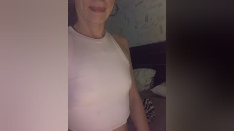 chiki_piki free recording from 2026-04-14 02:03:00