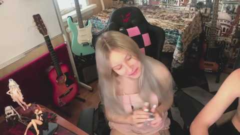 elainluv free recording from 2025-08-19 03:33:00