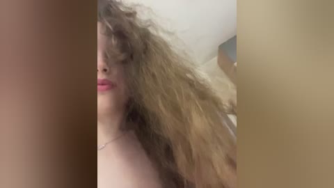 ladyemily free recording from 2025-08-19 22:03:00