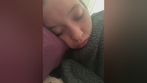 fox_81 free recording from 2025-08-21 08:16:00