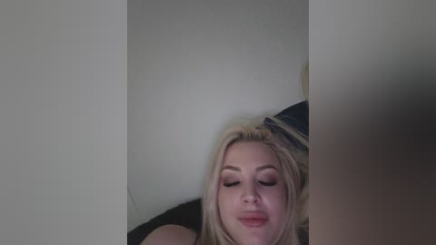 pink0811 free recording from 2026-04-17 00:29:00