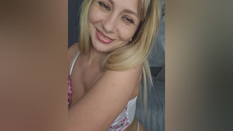 charlizetheron free recording from 2025-08-23 19:19:00