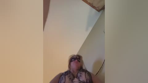 lisa69_mur free recording from 2025-08-26 00:57:00