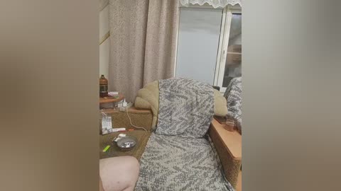 family2020 free recording from 2025-08-28 16:49:00