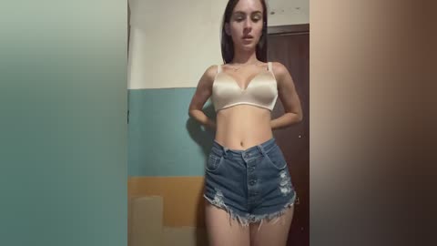 _molly_mae_ free recording from 2025-08-29 20:42:00