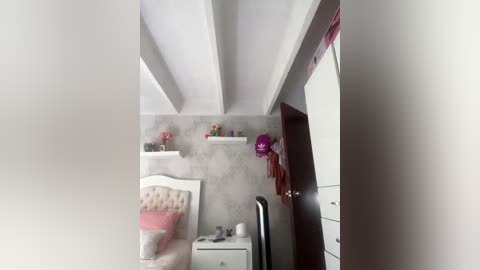 sallyeleins free recording from 2025-08-30 14:39:00