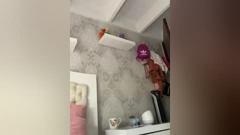 sallyeleins free recording from 2025-08-31 15:25:00