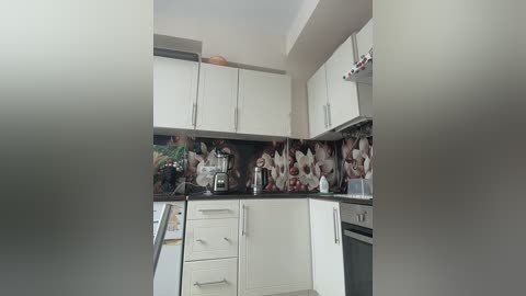 _saharochek_ free recording from 2025-09-02 08:15:00