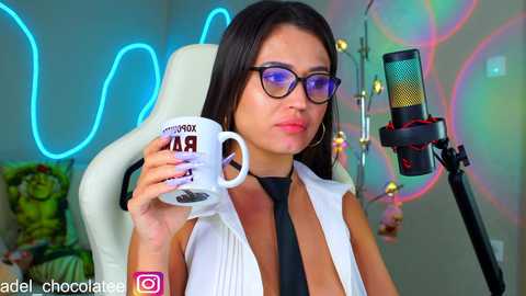 adel_chocolatee free recording from 2025-09-08 12:13:00