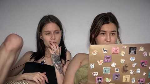 2love_love2 free recording from 2025-09-10 02:18:00