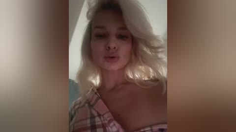 _molly_ free recording from 2025-09-12 05:53:00