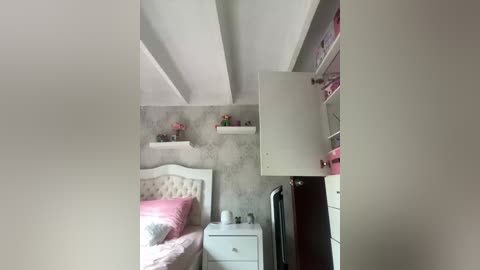 sallyeleins free recording from 2025-09-12 18:34:00