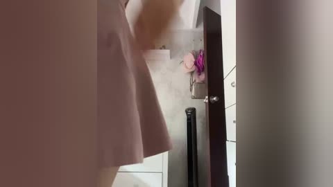 sallyeleins free recording from 2025-09-18 19:45:00