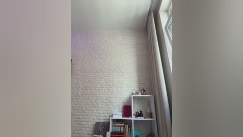 sweetkira25 free recording from 2025-09-19 08:01:00