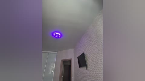 sweetkira25 free recording from 2025-09-19 08:22:00