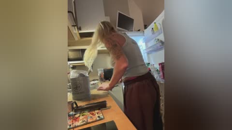 tvoyasamka77 free recording from 2025-09-20 08:36:00