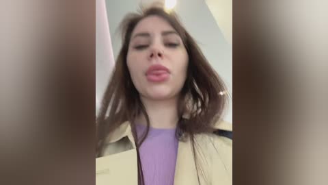 girls_leia free recording from 2025-09-21 07:08:00