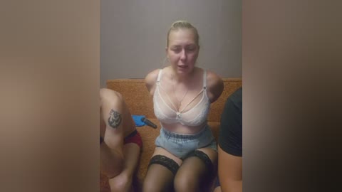 chelsi16 free recording from 2025-09-22 22:44:00