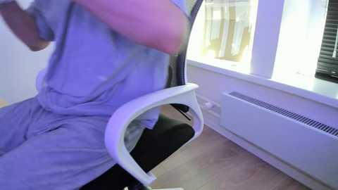 honeybunny_ free recording from 2026-04-15 02:30:00