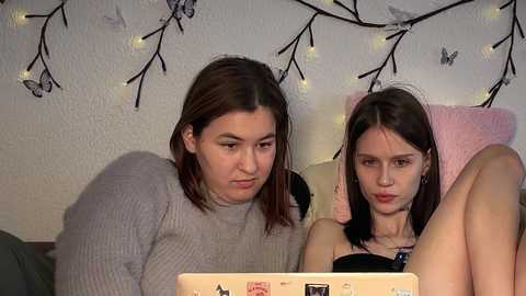 2love_love2 free recording from 2025-10-01 09:56:00