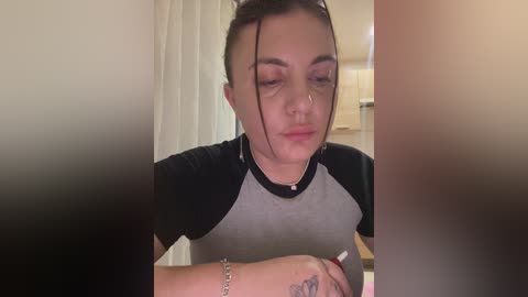 strawberry_1 free recording from 2026-04-18 00:37:00