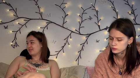 2love_love2 free recording from 2025-10-03 10:45:00