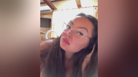 3hotandyoung3 free recording from 2025-10-03 09:54:00