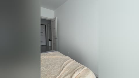 tati16 free recording from 2025-10-03 05:33:00