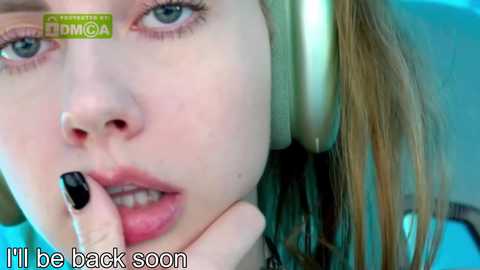 _vikkil0vescheese_ free recording from 2025-10-04 15:39:00