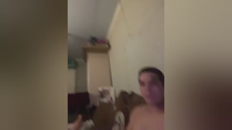 babyhuelix free recording from 2026-04-14 02:42:00