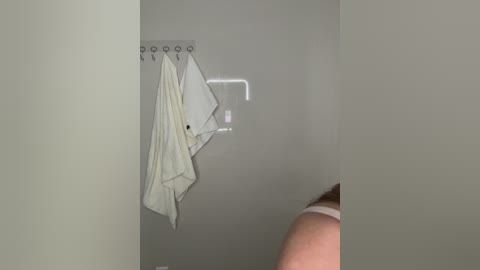 tati16 free recording from 2025-10-04 03:39:00