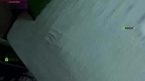 gold_couple2 free recording from 2025-10-07 14:42:00