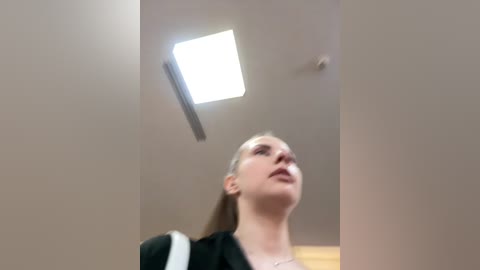 _vikkil0vescheese_ free recording from 2025-10-09 18:52:00