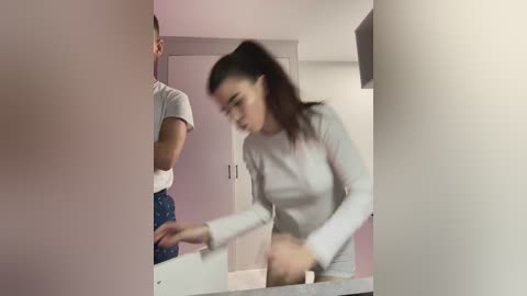 gummy_bears free recording from 2025-10-09 15:22:00