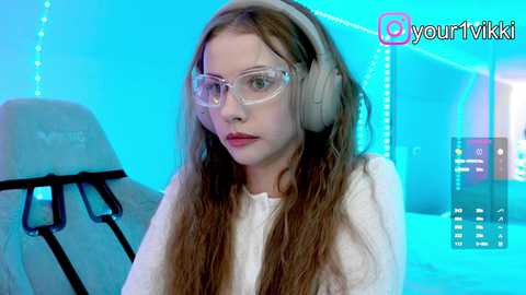 _vikkil0vescheese_ free recording from 2025-10-16 10:12:00