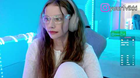 _vikkil0vescheese_ free recording from 2025-10-16 10:52:00