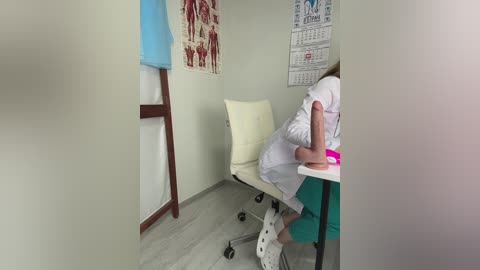 adelaida1001 free recording from 2025-10-16 07:54:00